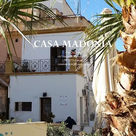 Casa Madonia *