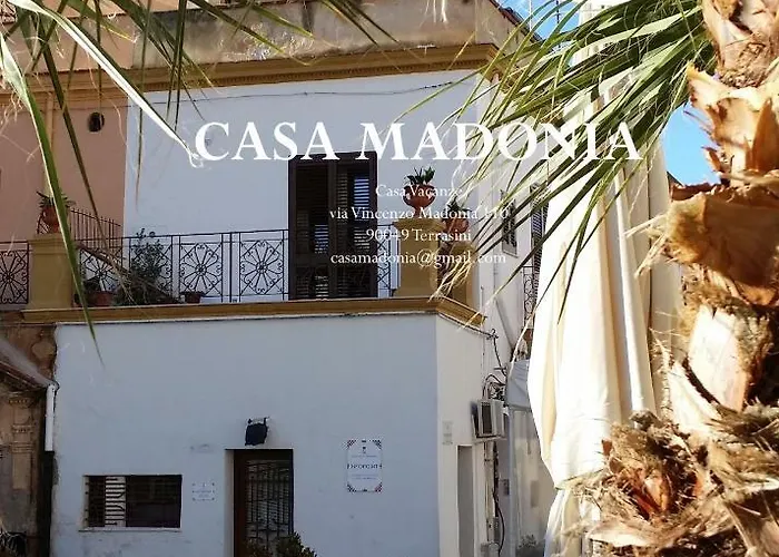 Casa Madonia *